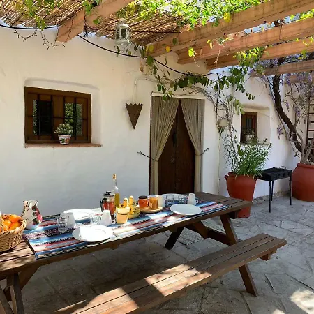 Lemon Grove Farmhouse *