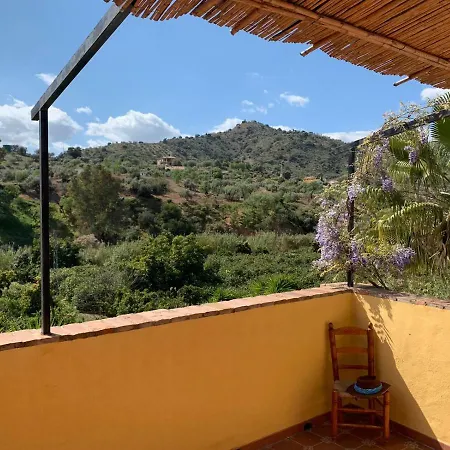 Vakantiehuis Lemon Grove Farmhouse Comares